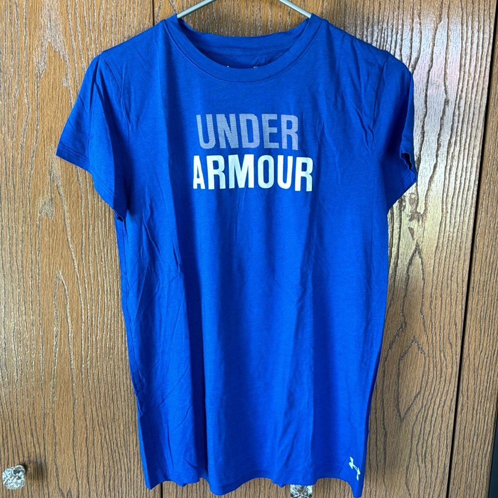 Under Armour tee